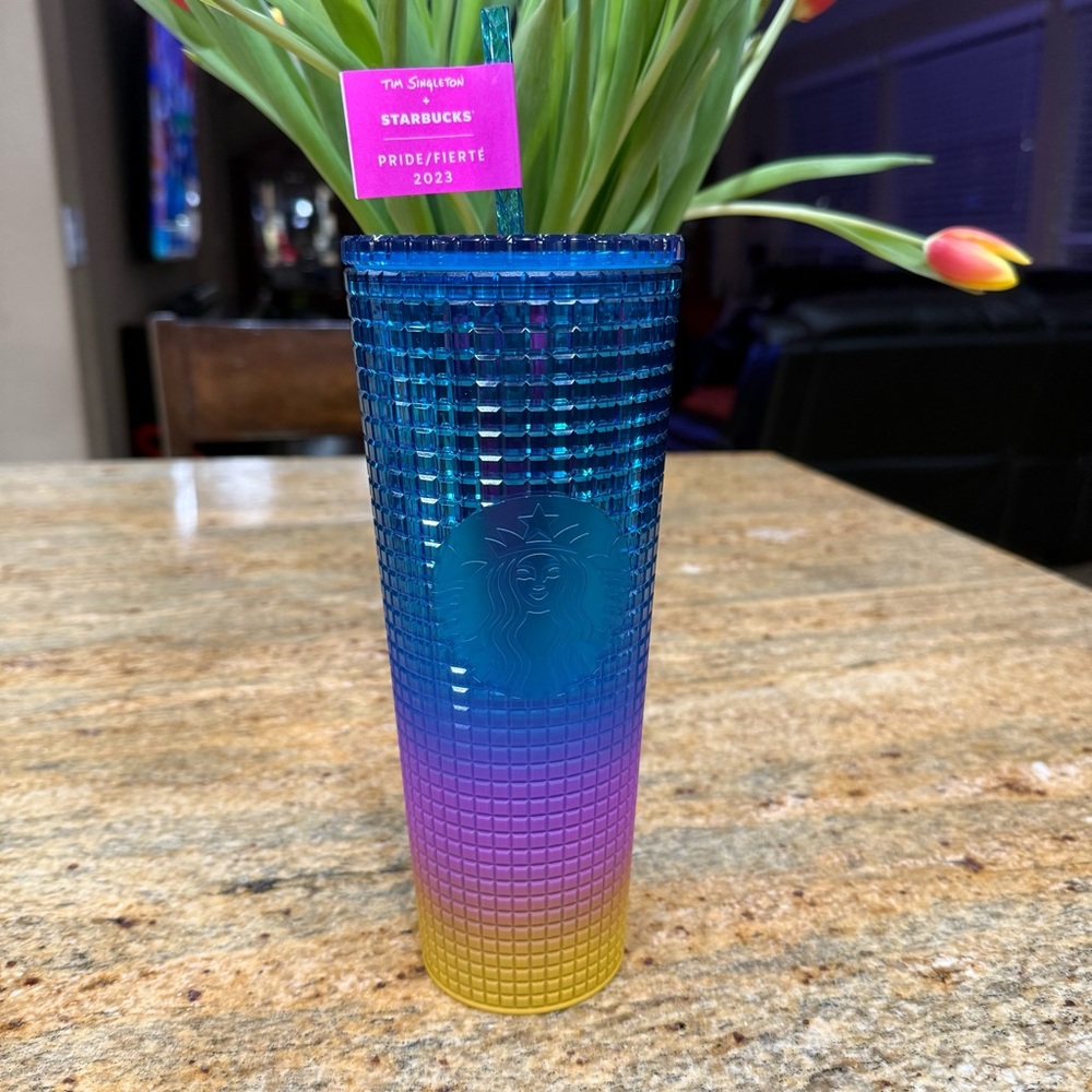 Starbucks Pride Collection 2023 Limited Edition Gradient Grid Venti Tumbler NEW